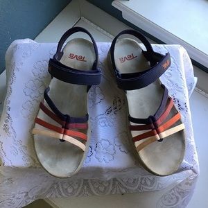 Women’s Teva Multicolor Sandals Size 8
